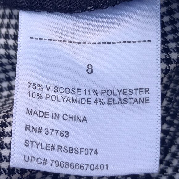 Elegant Houndstooth Checkered Shorts by Rafaella. - Picture 6 of 6